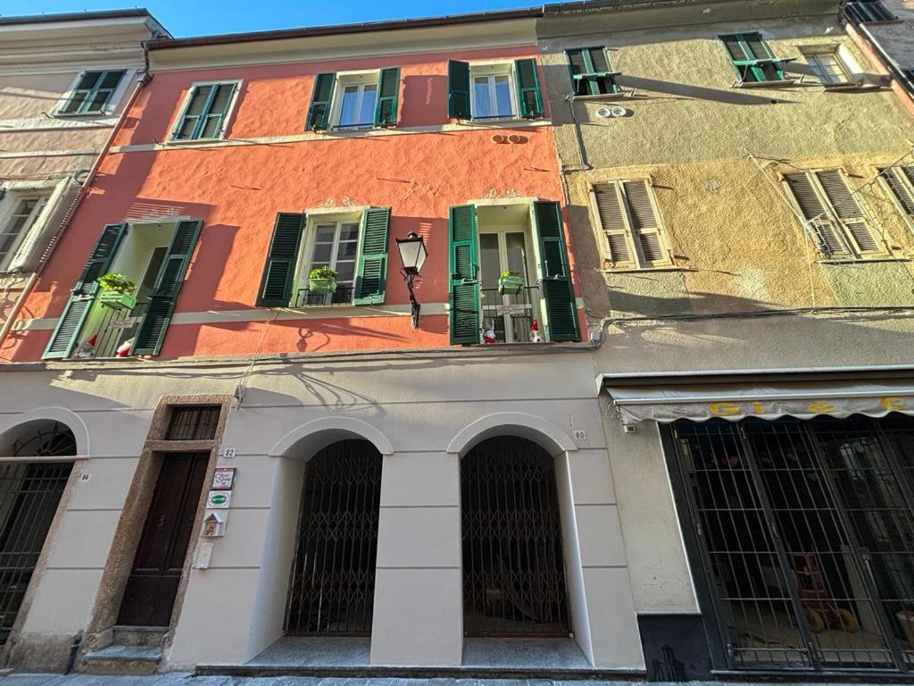 Loano Centro Storico Appartamento Loft Con Parcheggioprivatogratuito Exteriér fotografie
